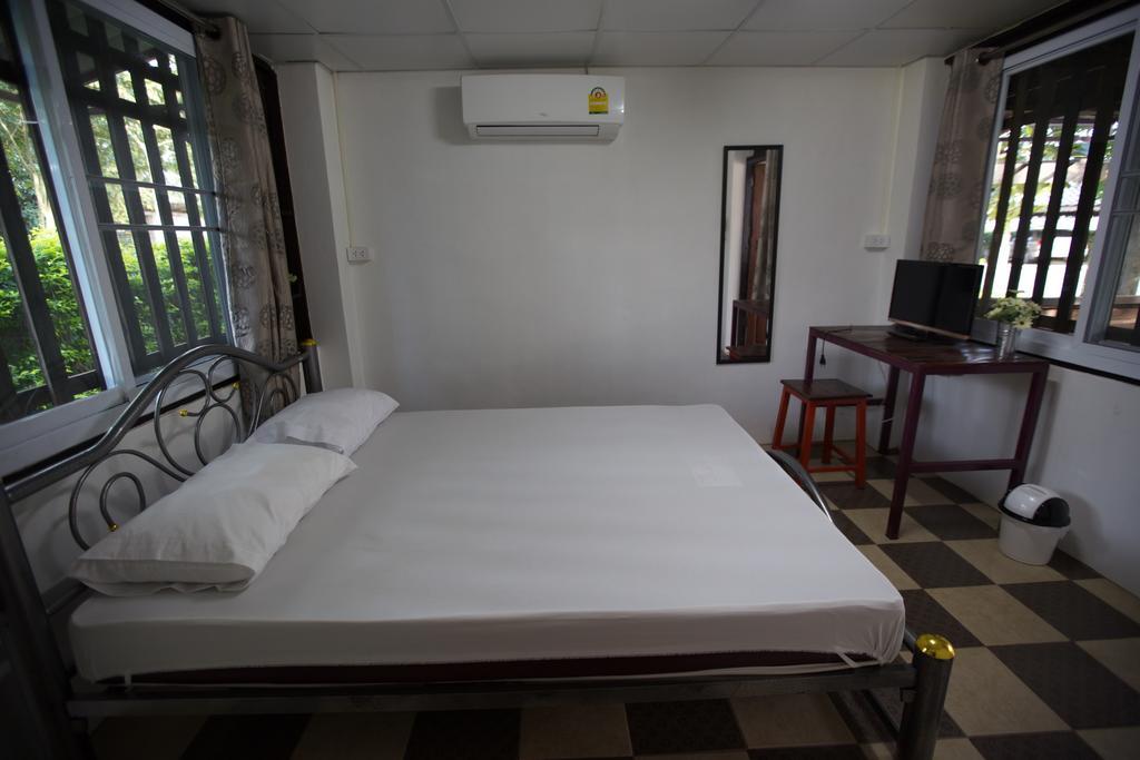 Hora Home Lampang Eksteriør billede